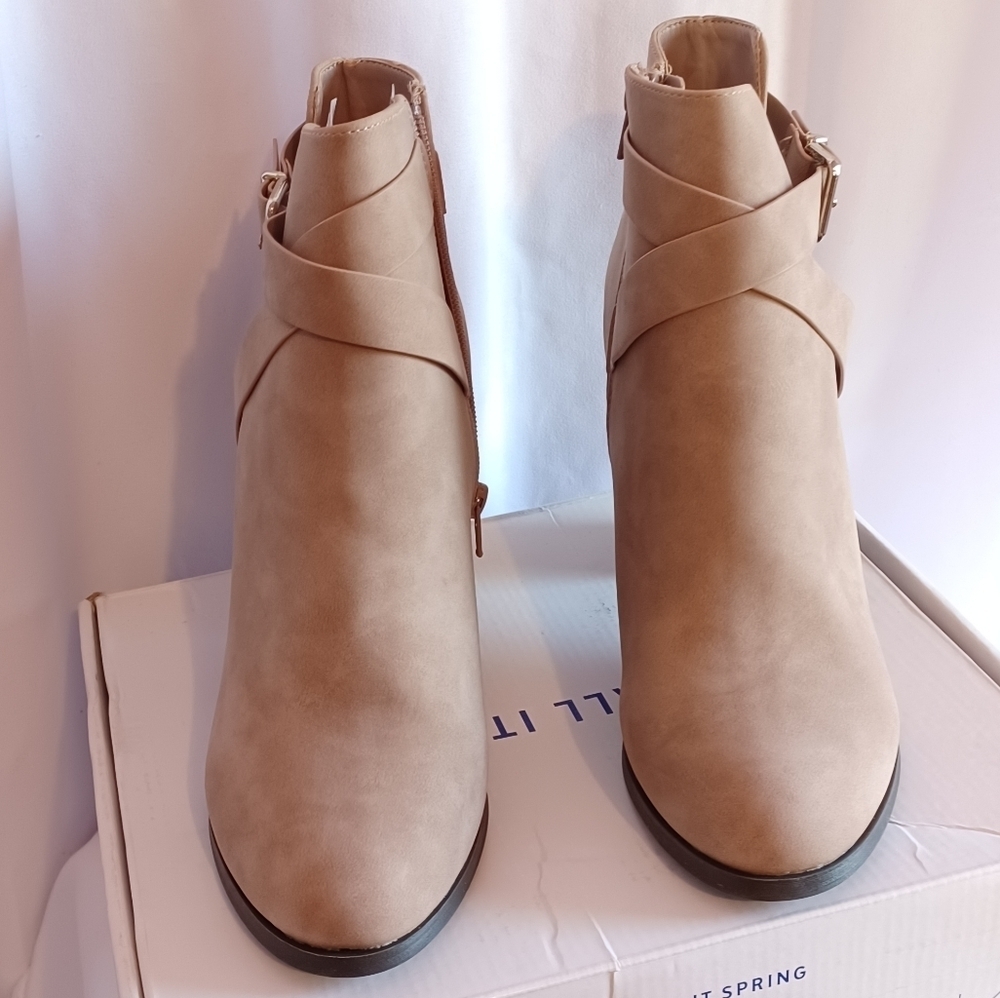 Call It Spring Tecia Tan Faux Leather Ankle Boots Size 11M
